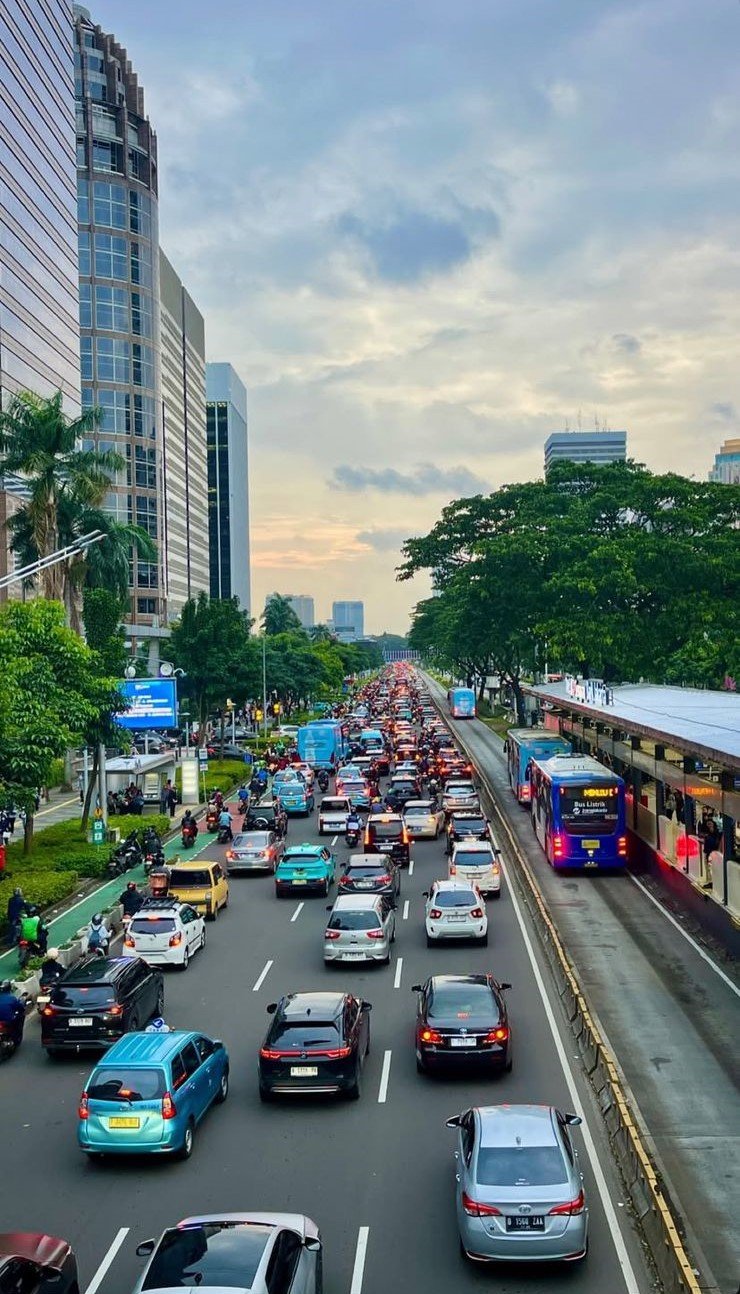 Eat Like a Local in Jakarta 🍲 Custom Foodie Itinerary for First-Time Travelers