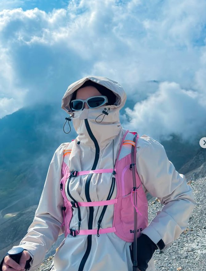 Mount Papandayan, West Java: A Journey Through Craters and Edelweiss Fields - Experience in Bandung, Indonesia 1