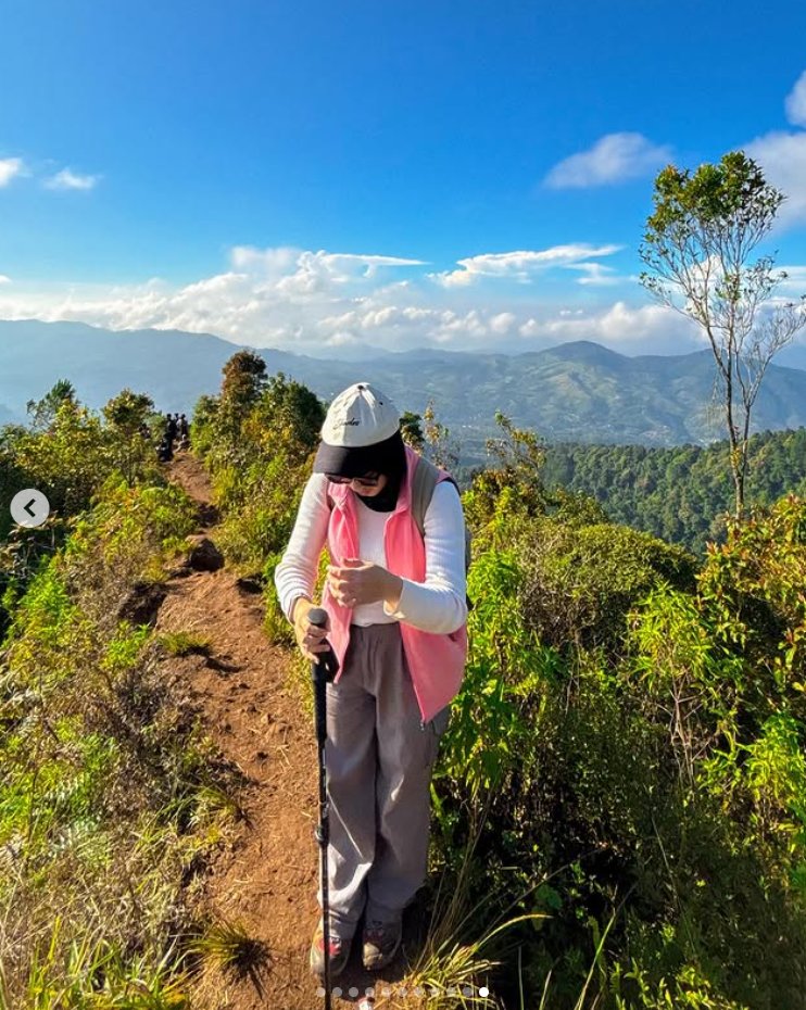 Mount Kerenceng, Bandung: A Hidden Forest Adventure - Experience in Bandung, Indonesia 6