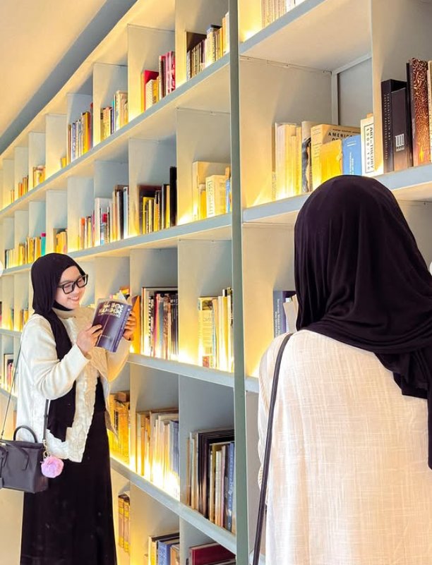 Srihadi Soedarsono’s Personal Museum: A Journey Through Art and Legacy - Experience in Bandung, Indonesia 5