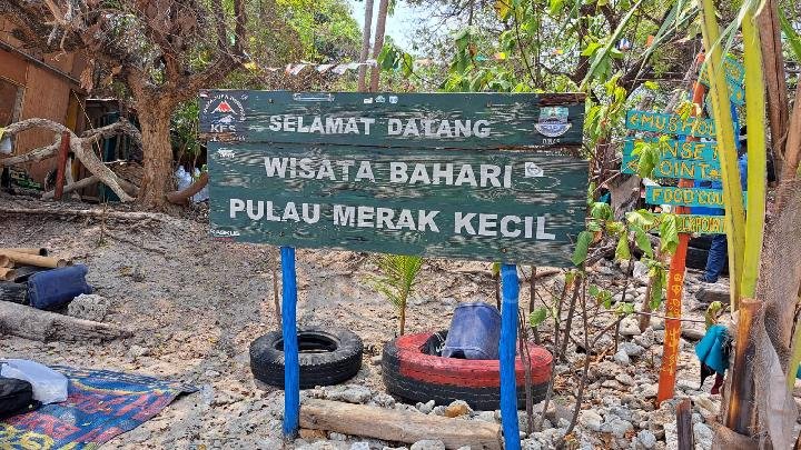 Merak Kecil Island: The "Hidden" Pocket-Sized Paradise - Experience in Jakarta, Indonesia 3