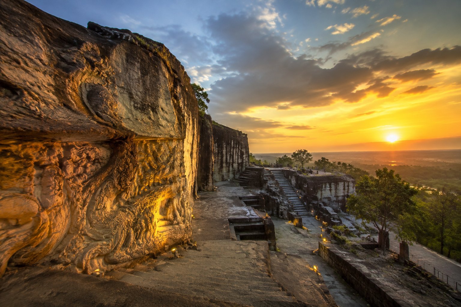 Tebing Breksi, Yogyakarta/Indonesia: Finding Beauty in the Stone Walls Shaped by Time - Travel Story